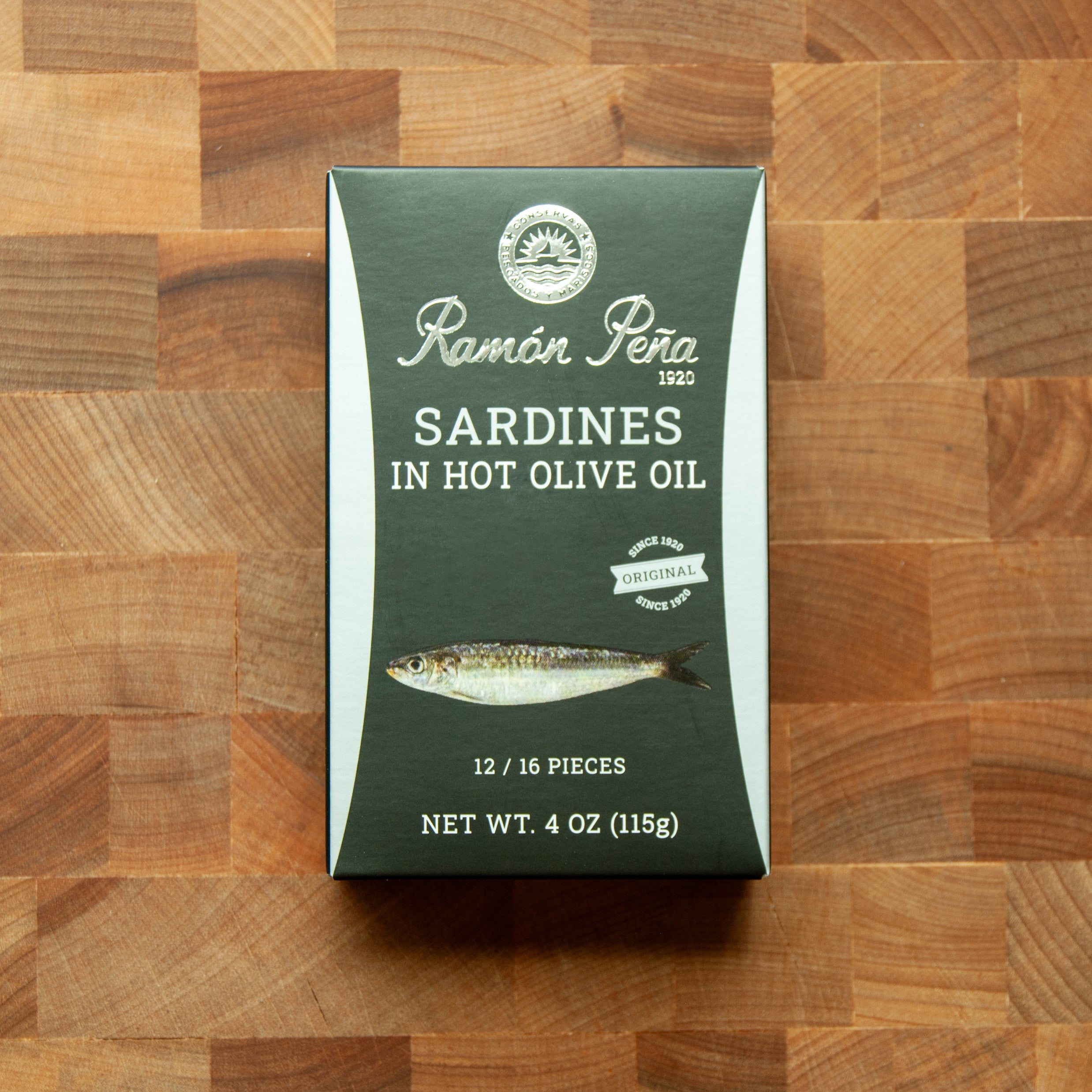 Small Sardines In Hot Olive Oil, Silver Line