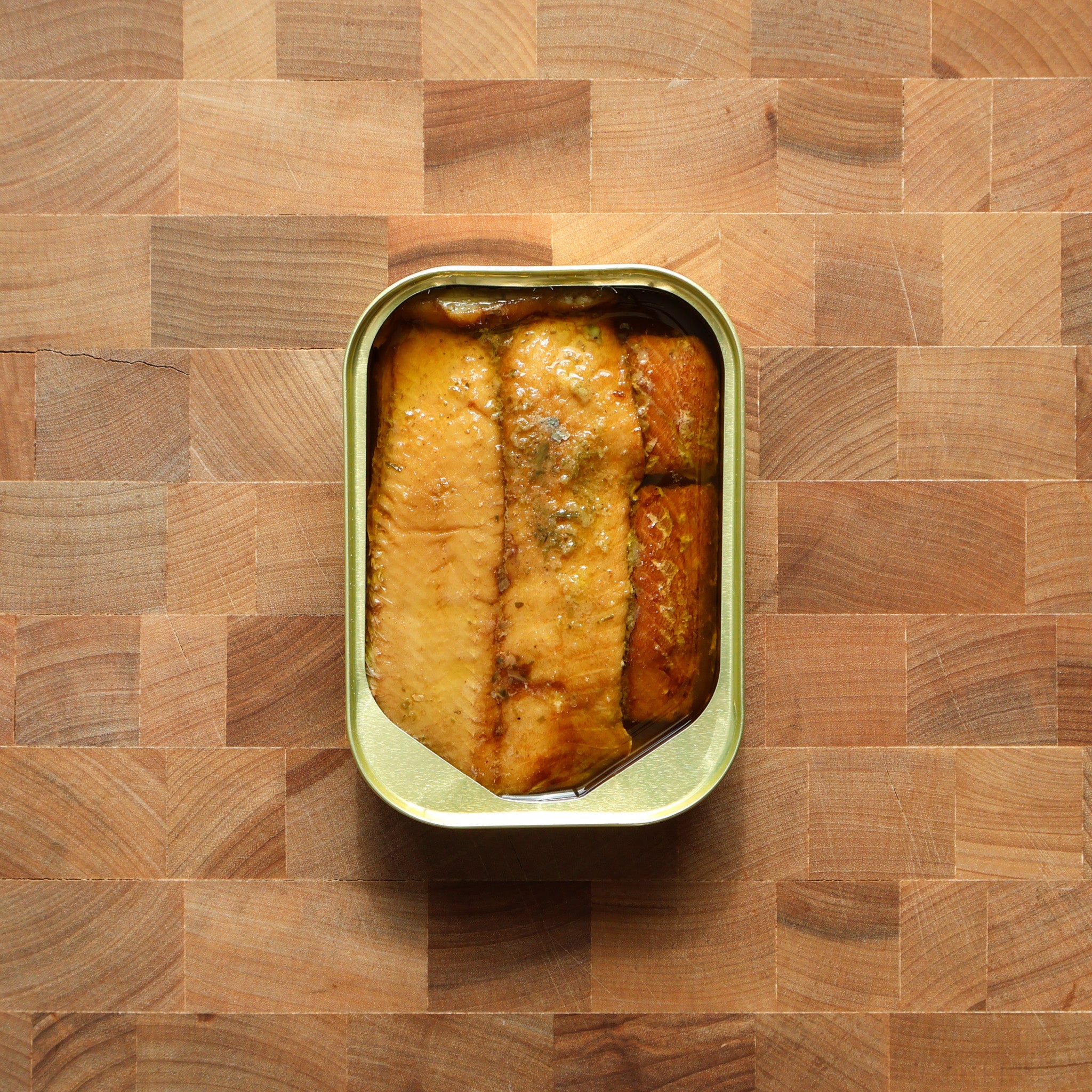 Fangst - Smoked Sea Herring w/ White Pepper & Ramson - FishNook Tinned Seafood Co.